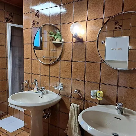 Vakantiehuis Mit Garten *